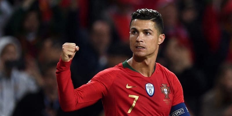 Thông tin khái quát về cầu thủ Cristiano Ronaldo